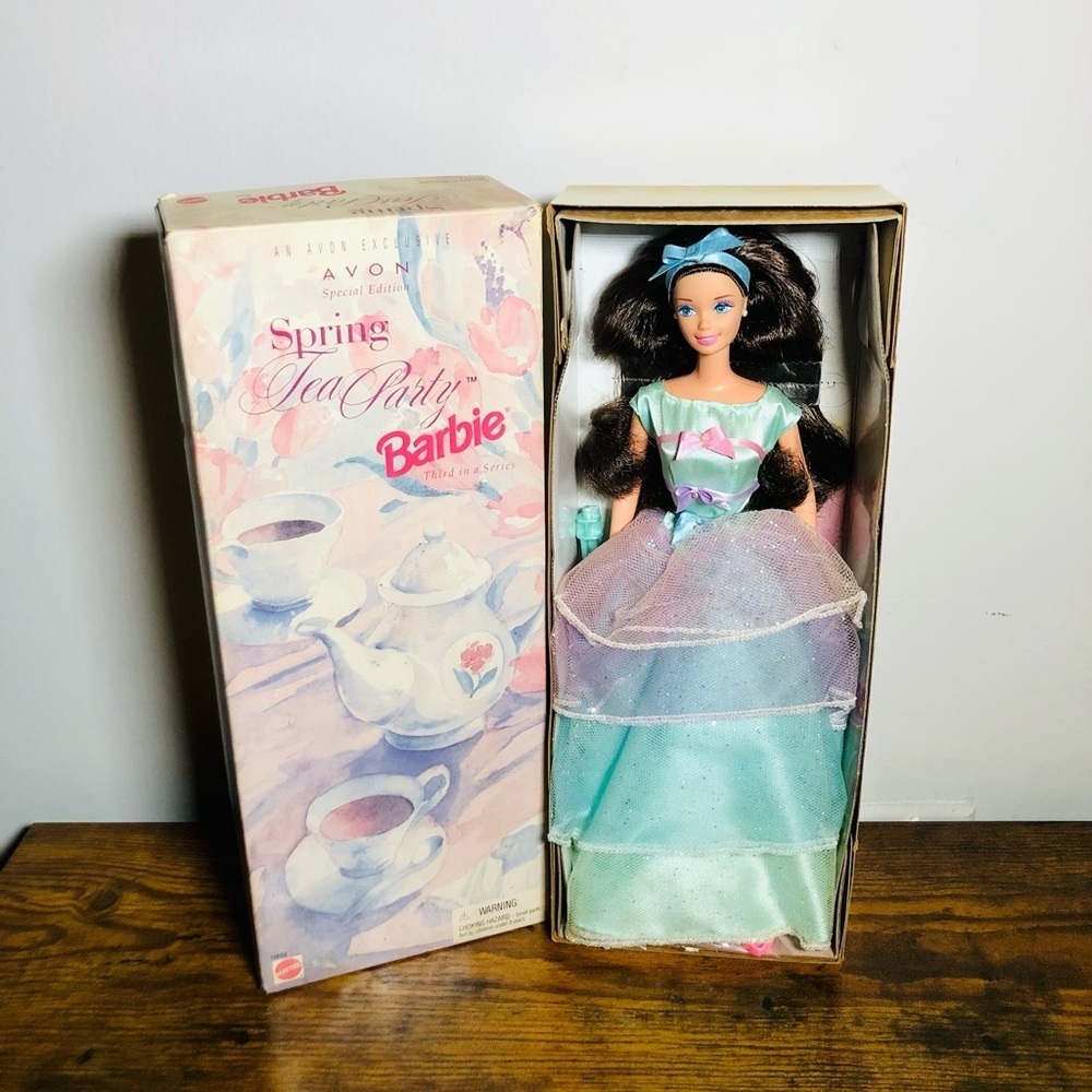 Spring Tea Party Barbie Doll Avon Exclusive Special Edition 1997